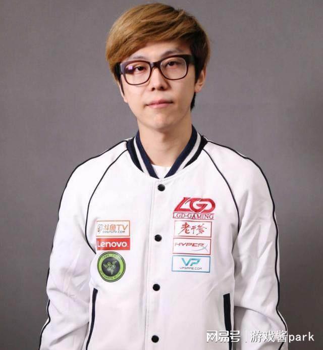 奇异果体育-内马尔遭遇十二连败，RNG教练面临压力！的简单介绍