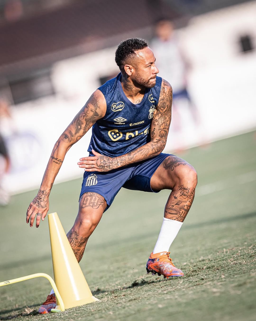 奇异果体育入口-关于内马尔连续十场比赛得分超过战术调整，勇士挑战极限！的信息